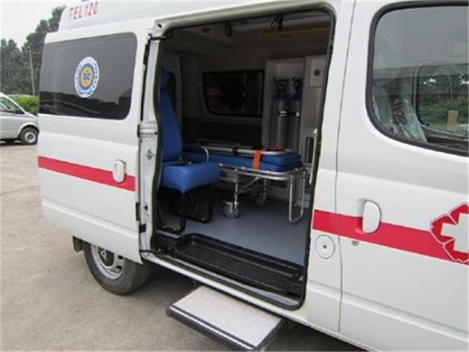 三家镇救护车出租服务案例7